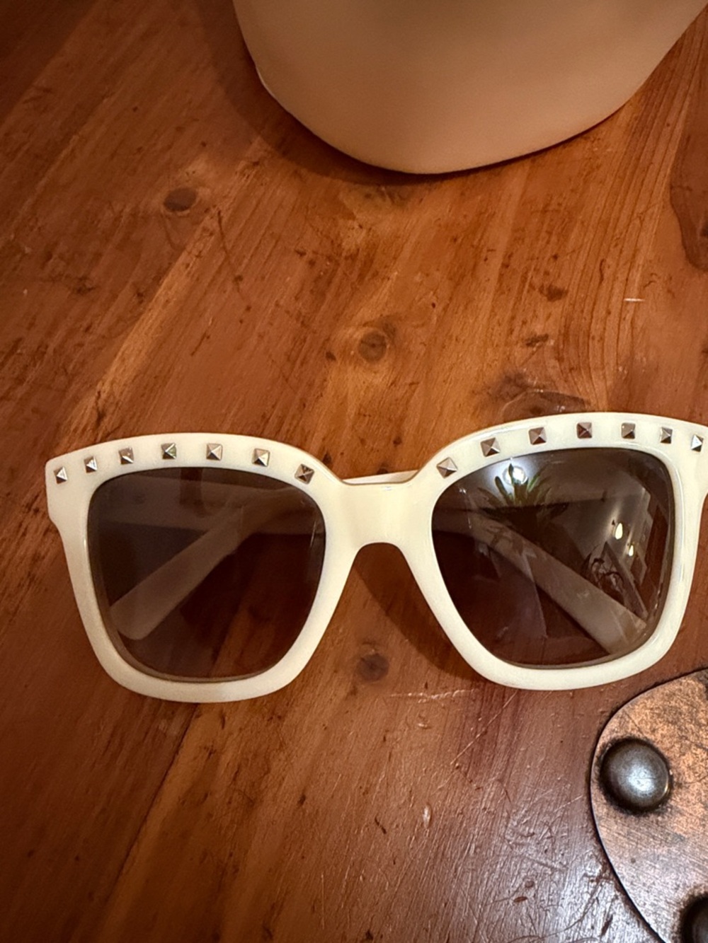 Valentino Cream Cat-Eye Square Sunglasses with Brown Gradient Lenses - Picture 6 of 6